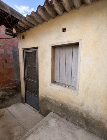 Casa 2 quartos e 1 banheiro, à venda, no bairro Camelos em Santa Luzia