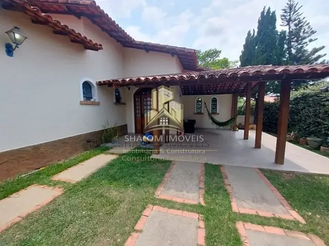 Casa com 1000m² 5 quartos e 2 banheiros, à venda, no bairro Braunas em Belo Horizonte