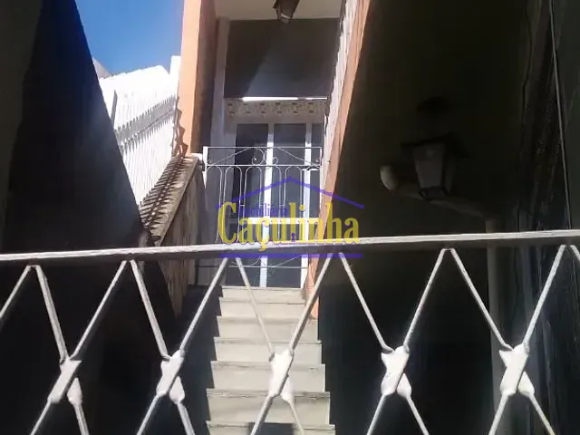 Casa com 240m² 3 quartos e 2 banheiros, à venda, no bairro Nossa Senhora de Santana em Barra do Piraí