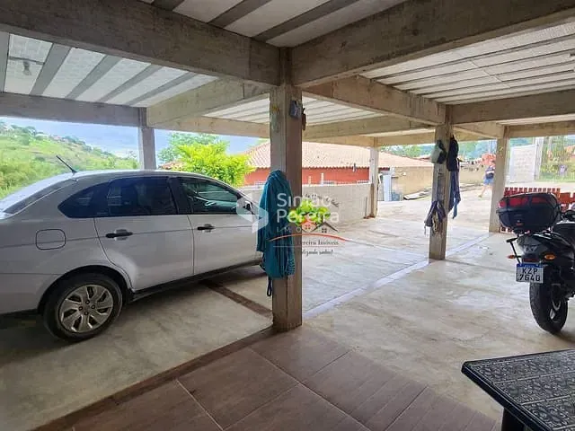 Casa com 680m² 4 quartos e 3 banheiros, à venda, no bairro Balança em Simão Pereira