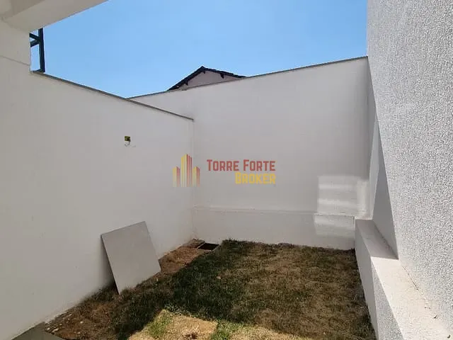 Casa com 112m² 2 quartos e 2 banheiros, à venda, no bairro Floramar em Belo Horizonte