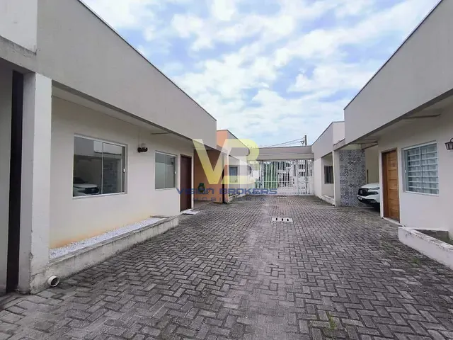 Casa com 80m² 2 quartos e 1 banheiro, à venda, no bairro Eliana em Guaratuba