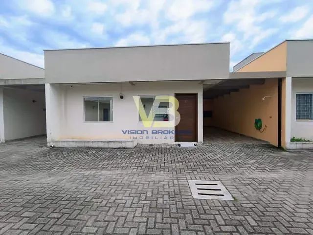 Casa com 80m² 2 quartos e 1 banheiro, à venda, no bairro Eliana em Guaratuba