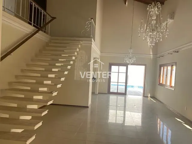 Casa com 400m² 3 quartos e 6 banheiros, à venda, no bairro Condomínio Village Taubaté em Taubaté