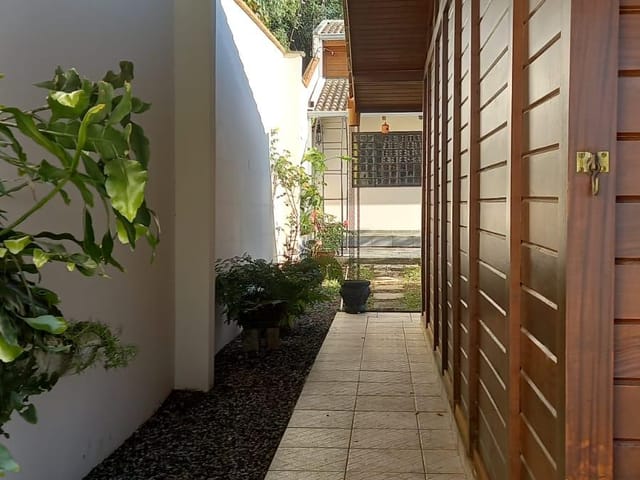 Casa 4 quartos e 4 banheiros, à venda, no bairro Santa Felicidade em Curitiba