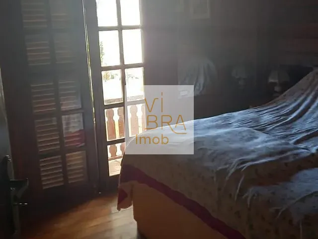 Casa 4 quartos e 4 banheiros, à venda, no bairro Santa Felicidade em Curitiba