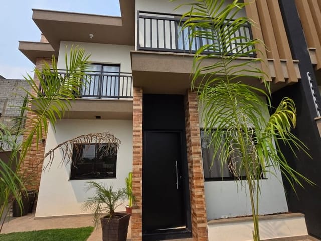 Casa com 191m² 2 quartos e 1 banheiro, à venda, no bairro Chácaras Maringá em Atibaia