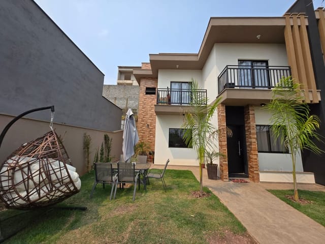 Casa com 191m² 2 quartos e 1 banheiro, à venda, no bairro Chácaras Maringá em Atibaia