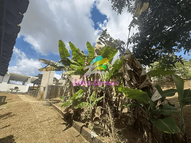 Casa com 2000m² 5 quartos e 5 banheiros, à venda ou para alugar, no bairro Condomínio Vale do Ouro em Ribeirão das Neves