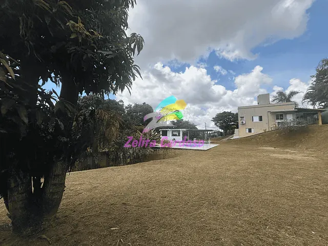 Casa com 2000m² 5 quartos e 5 banheiros, à venda ou para alugar, no bairro Condomínio Vale do Ouro em Ribeirão das Neves