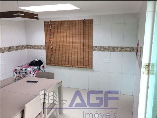 Casa com 250m², à venda, no bairro Jardim Melo em São Paulo