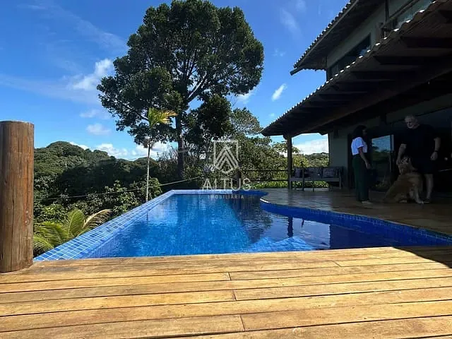 Casa 4 quartos e 5 banheiros, à venda, no bairro Itacaré em Itacaré