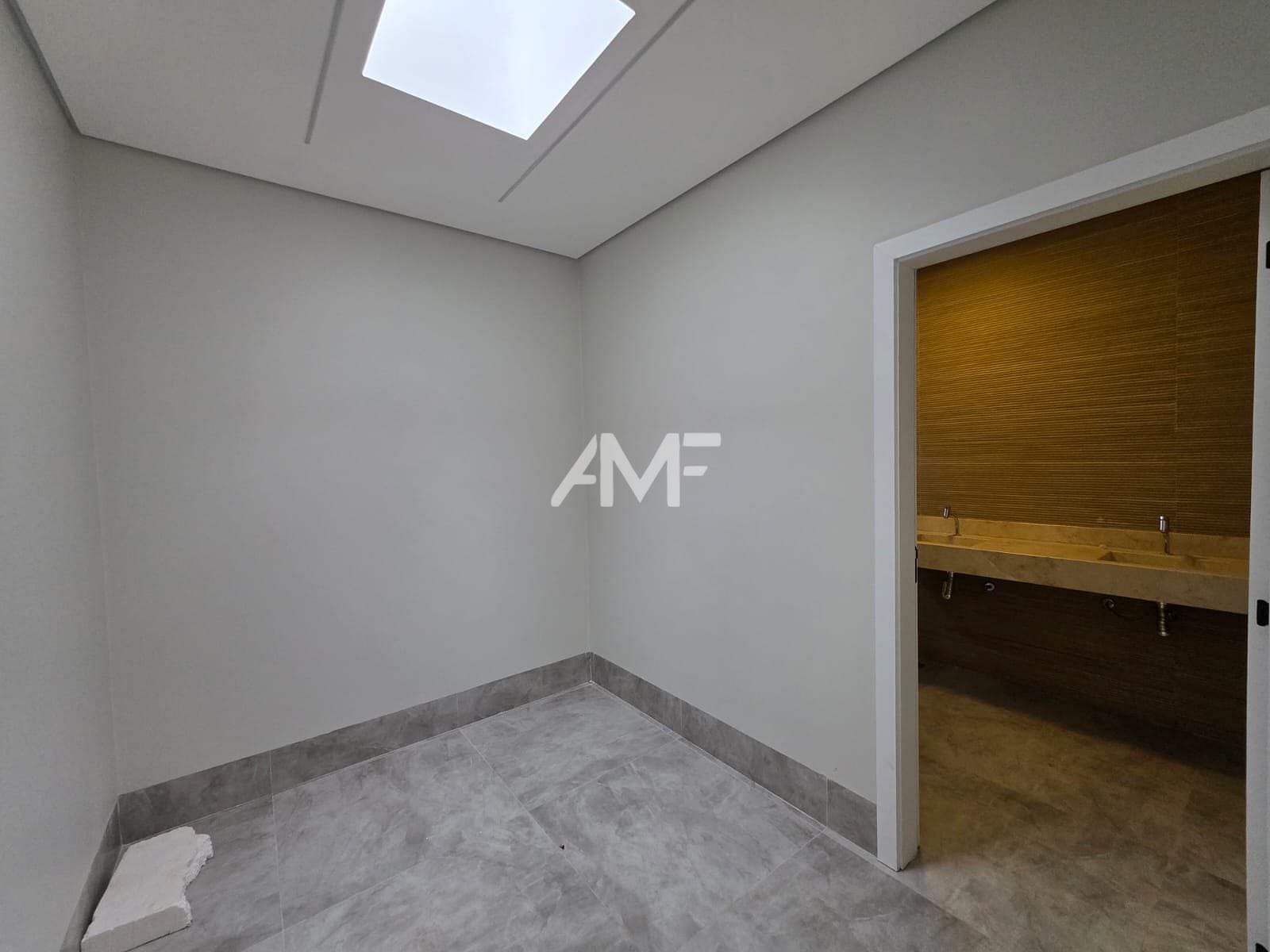 Casa, 4 quartos, 260 m² - Foto 55