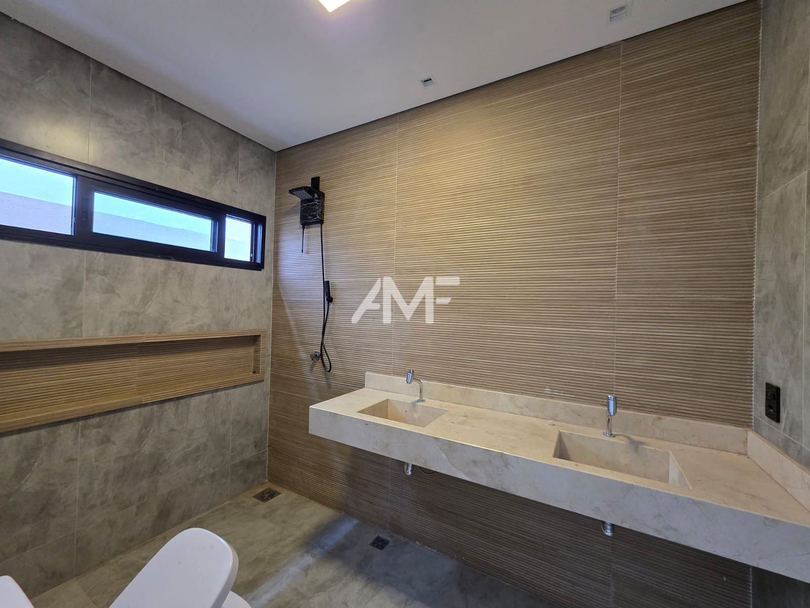 Casa, 4 quartos, 260 m² - Foto 56