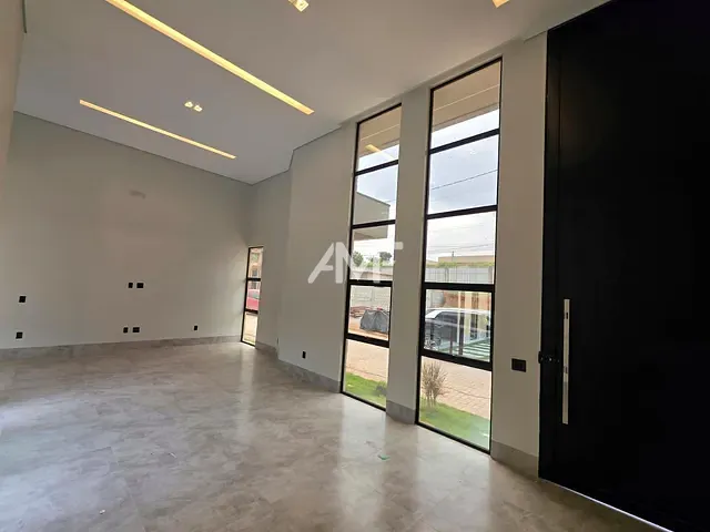 Casa com 285m² 4 quartos e 5 banheiros, à venda, no bairro Setor Habitacional Arniqueira (Águas Claras) em Brasília