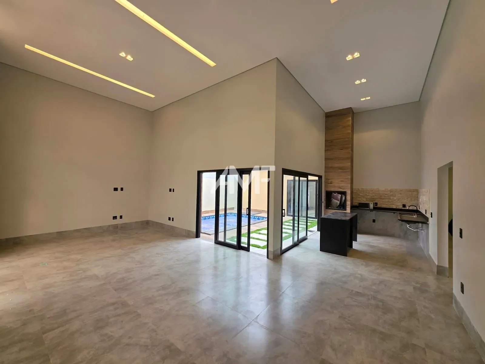 Casa, 4 quartos, 260 m² - Foto 2