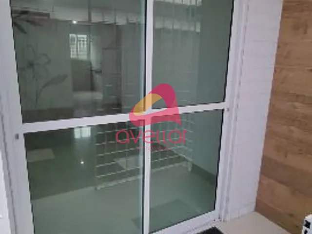 Casa 3 quartos e 2 banheiros, para alugar, no bairro Cordeiro em Recife