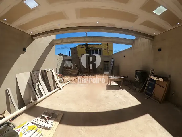 Casa com 180m² 3 quartos e 2 banheiros, à venda, no bairro Cardoso (Barreiro) em Belo Horizonte