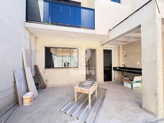 Casa com 180m² 3 quartos e 2 banheiros, à venda, no bairro Cardoso (Barreiro) em Belo Horizonte