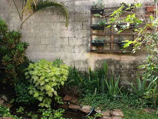 Casa 2 quartos e 1 banheiro, à venda, no bairro Fontesville II em Juiz de Fora