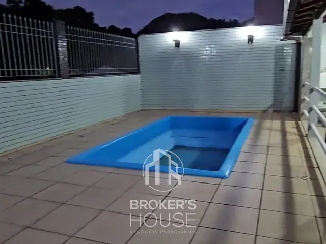 Casa com 380m² 5 quartos e 3 banheiros, à venda, no bairro Fradinhos em Vitória