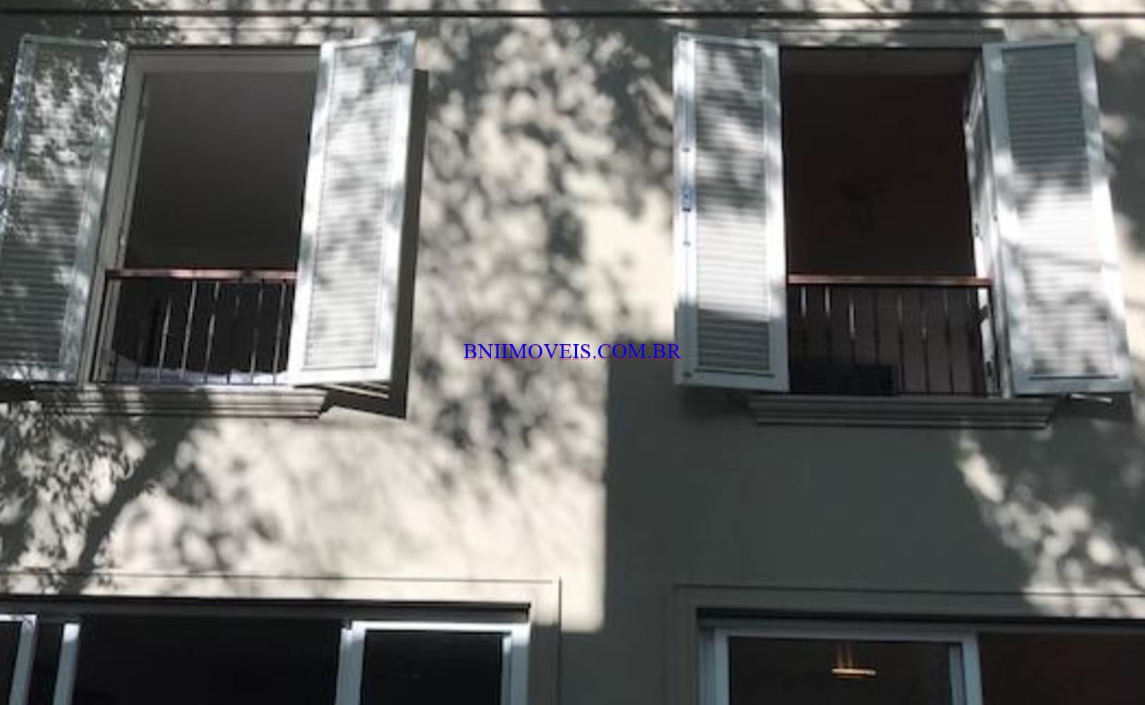 Casa à venda com 3 quartos, 275m² - Foto 3