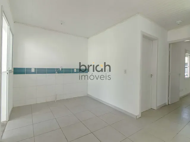 Casa 2 quartos e 1 banheiro, à venda, no bairro Santo Afonso em Novo Hamburgo