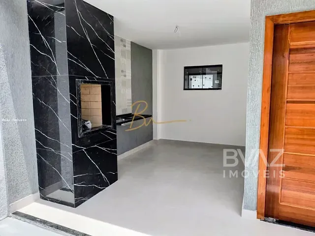 Casa com 180m² 3 quartos e 2 banheiros, à venda, no bairro Porto da Aldeia em São Pedro da Aldeia