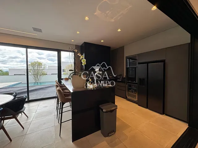 Casa com 928m² 5 quartos e 7 banheiros, à venda, no bairro Condomínio Campos de Santo Antônio II em Itu