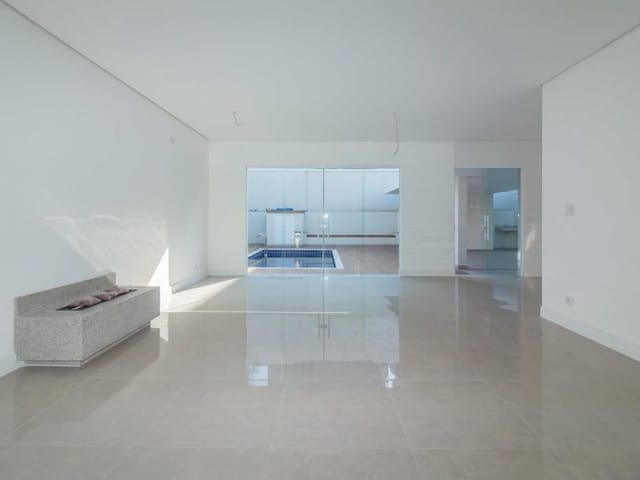 Casa com 360m² 3 quartos e 5 banheiros, à venda, no bairro Parque Sinai em Santana de Parnaíba