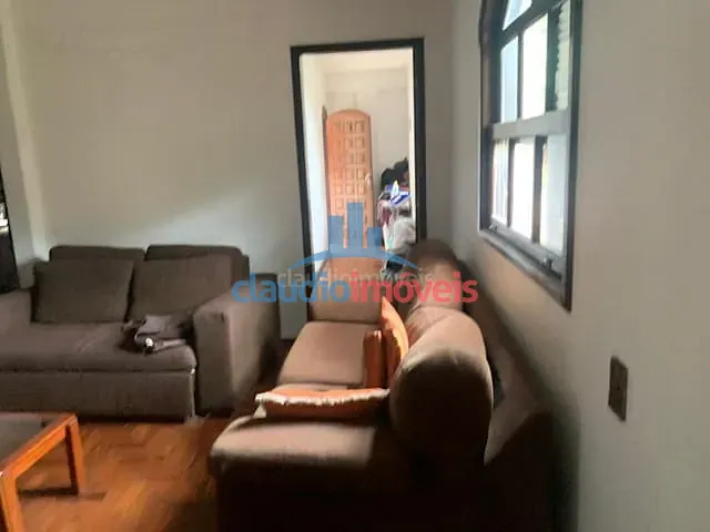 Casa com 300m², à venda, no bairro Ano Bom em Barra Mansa