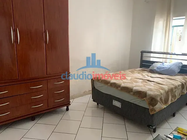 Casa com 300m², à venda, no bairro Ano Bom em Barra Mansa
