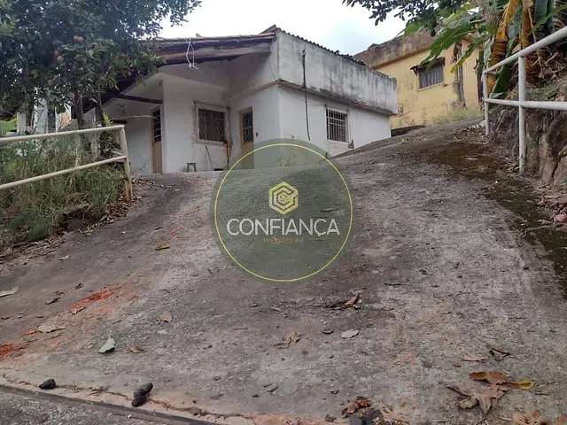 Casa 2 quartos e 1 banheiro, à venda, no bairro Jardim Vitória em Belo Horizonte