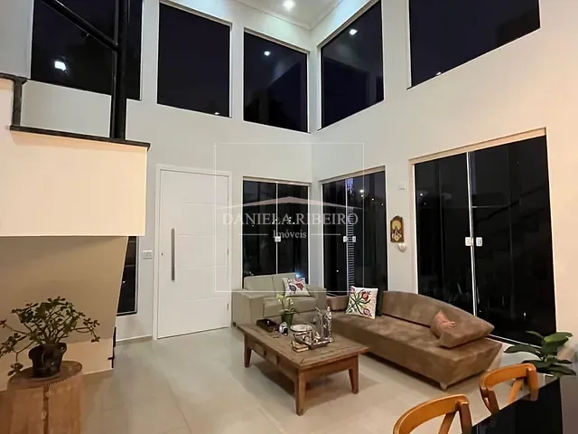 Casa com 505m² 3 quartos e 4 banheiros, à venda, no bairro Recanto do Salto em Londrina