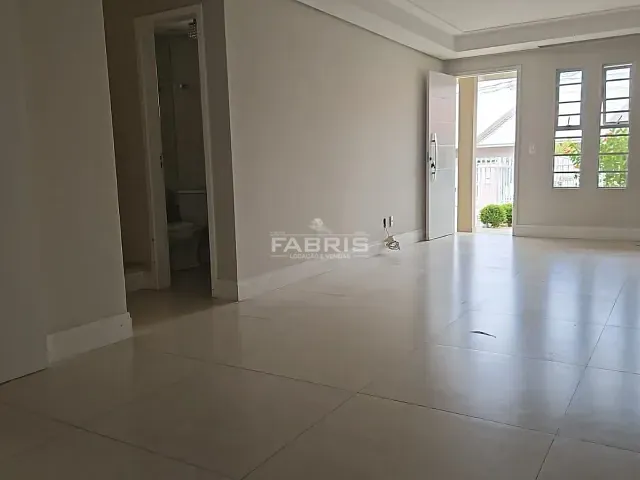 Casa 3 quartos e 1 banheiro, à venda, no bairro Vila Otto em Campo Largo