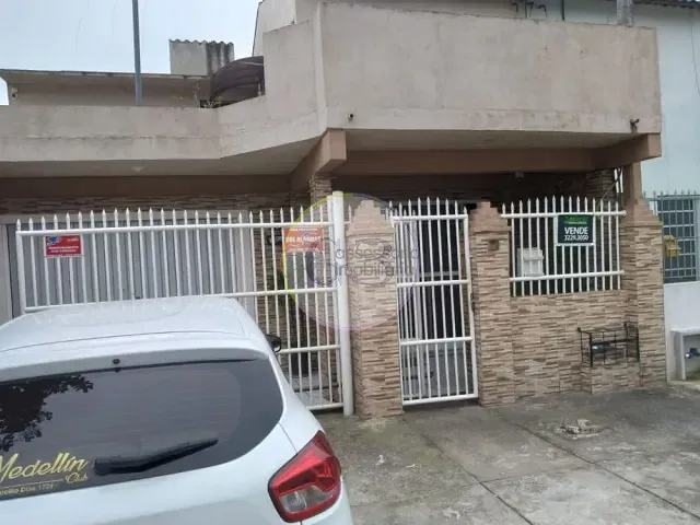 Casa 3 quartos e 2 banheiros, à venda, no bairro Três Vendas em Pelotas
