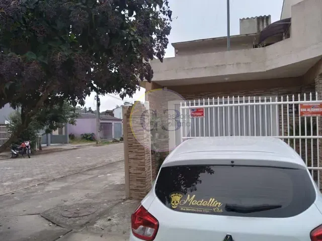 Casa 3 quartos e 2 banheiros, à venda, no bairro Três Vendas em Pelotas