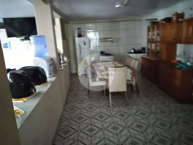 Casa 3 quartos e 2 banheiros, à venda, no bairro Três Vendas em Pelotas