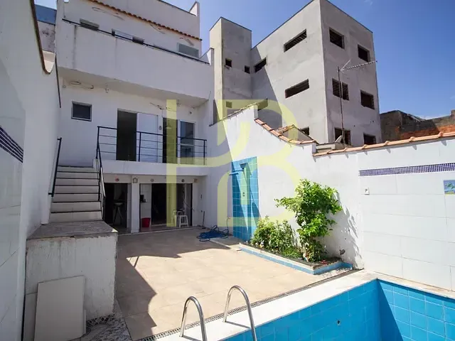 Casa 3 quartos e 5 banheiros, à venda, no bairro Vila Jardini em Sorocaba