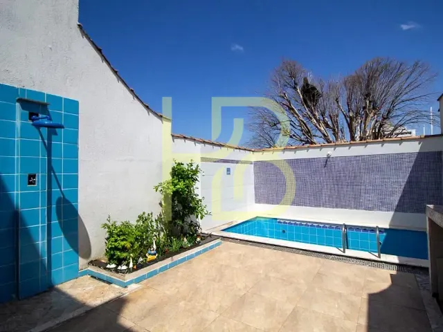 Casa 3 quartos e 5 banheiros, à venda, no bairro Vila Jardini em Sorocaba