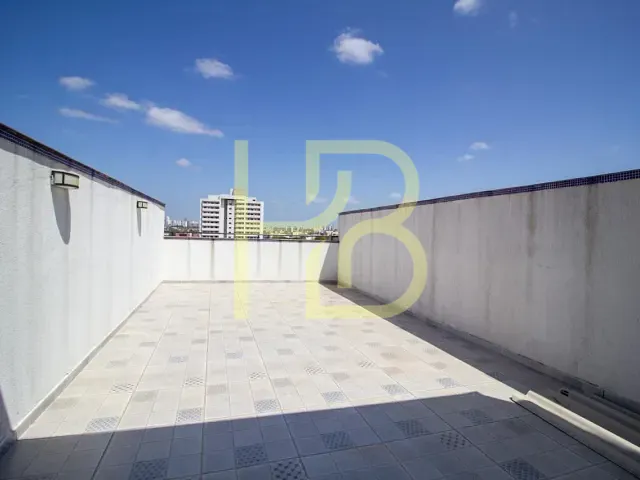Casa 3 quartos e 5 banheiros, à venda, no bairro Vila Jardini em Sorocaba