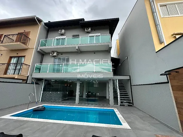 Casa com 387m² 4 quartos e 3 banheiros, à venda, no bairro Jardim America II em Valinhos