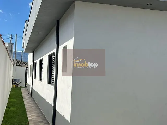 Casa com 149m² 3 quartos e 2 banheiros, à venda, no bairro Balneário Recanto do Sol em Caraguatatuba
