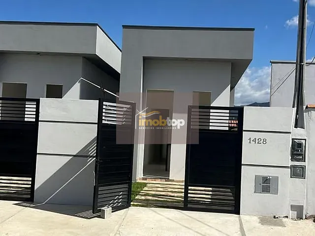 Casa com 149m² 3 quartos e 2 banheiros, à venda, no bairro Balneário Recanto do Sol em Caraguatatuba