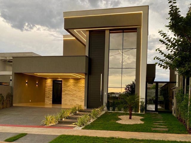 Casa com 312m² 3 quartos e 4 banheiros, à venda, no bairro Residencial Parqville Jacarandá em Aparecida de Goiânia