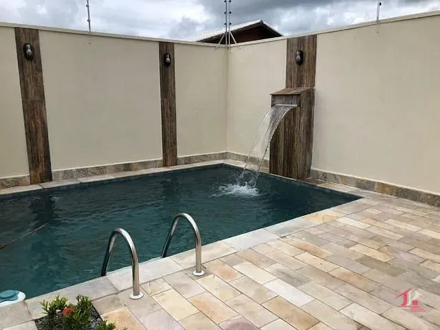 Casa 3 quartos e 3 banheiros, à venda, no bairro Cibratel II em Itanhaém