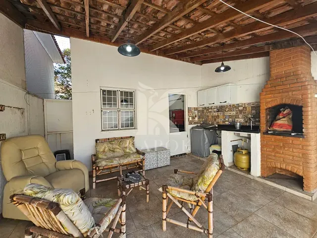 Casa 2 quartos e 1 banheiro, para alugar, no bairro Parque Villa Flores em Sumaré
