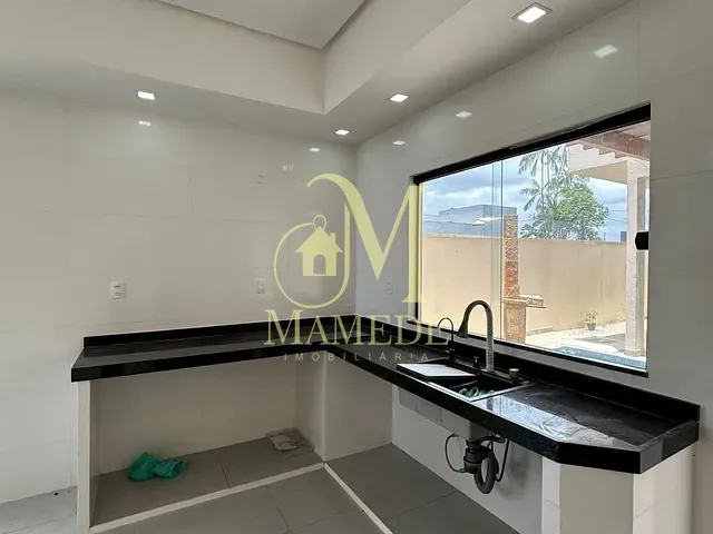 Casa 3 quartos e 3 banheiros, à venda, no bairro Coqueiro em Belém
