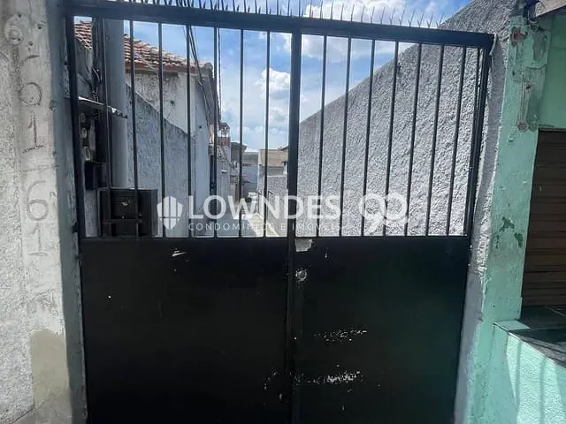 Casa 2 quartos e 1 banheiro, para alugar, no bairro Turiaçu em Rio de Janeiro