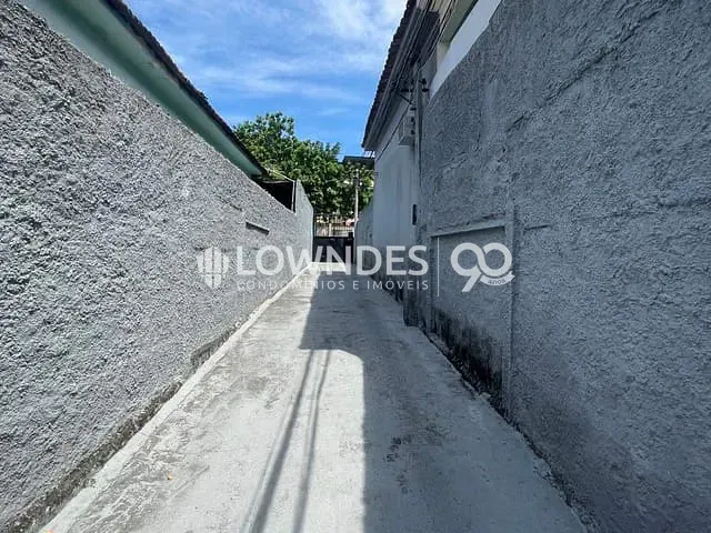 Casa 2 quartos e 1 banheiro, para alugar, no bairro Turiaçu em Rio de Janeiro